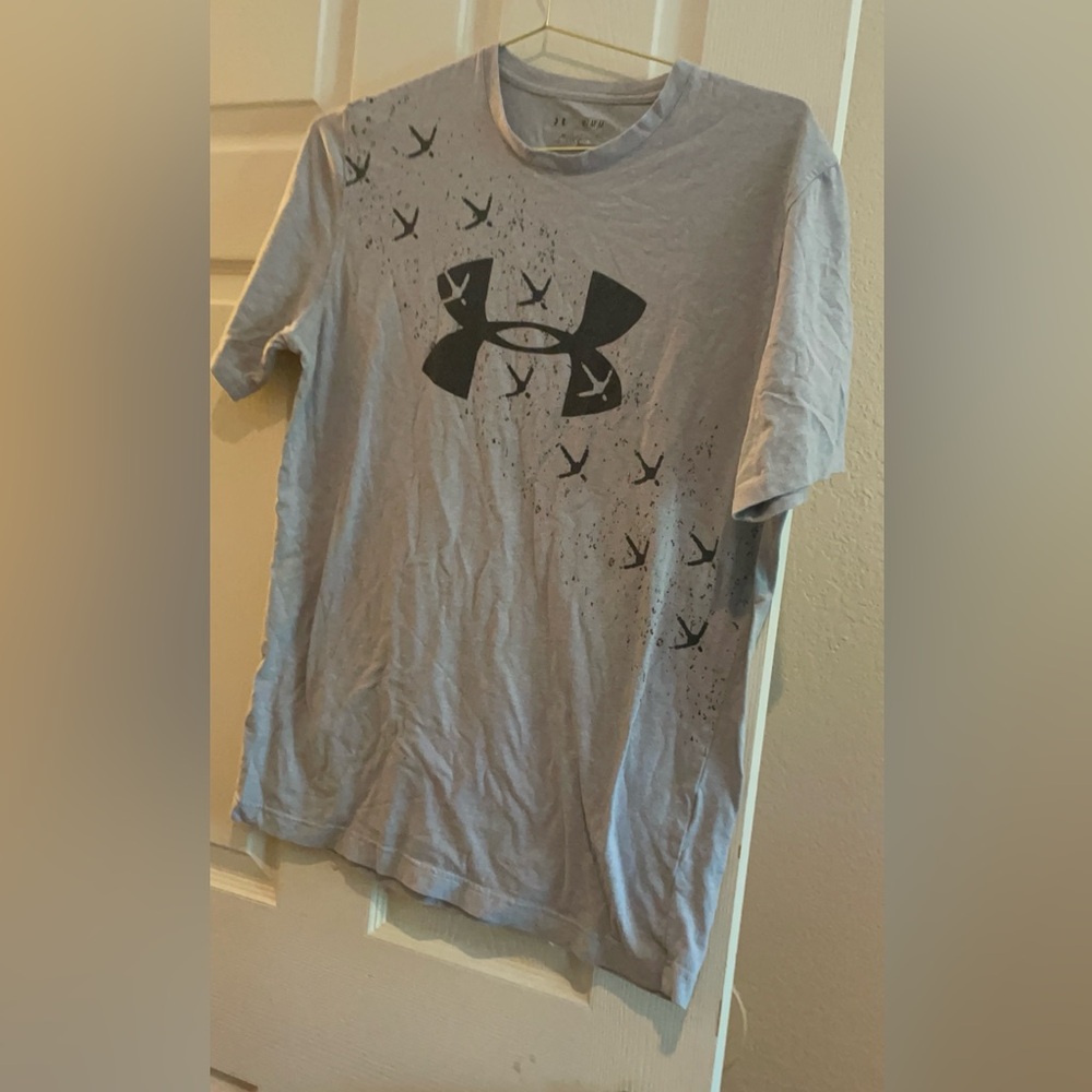 Under Armour Gray T-Shirt with Black Logo-medium